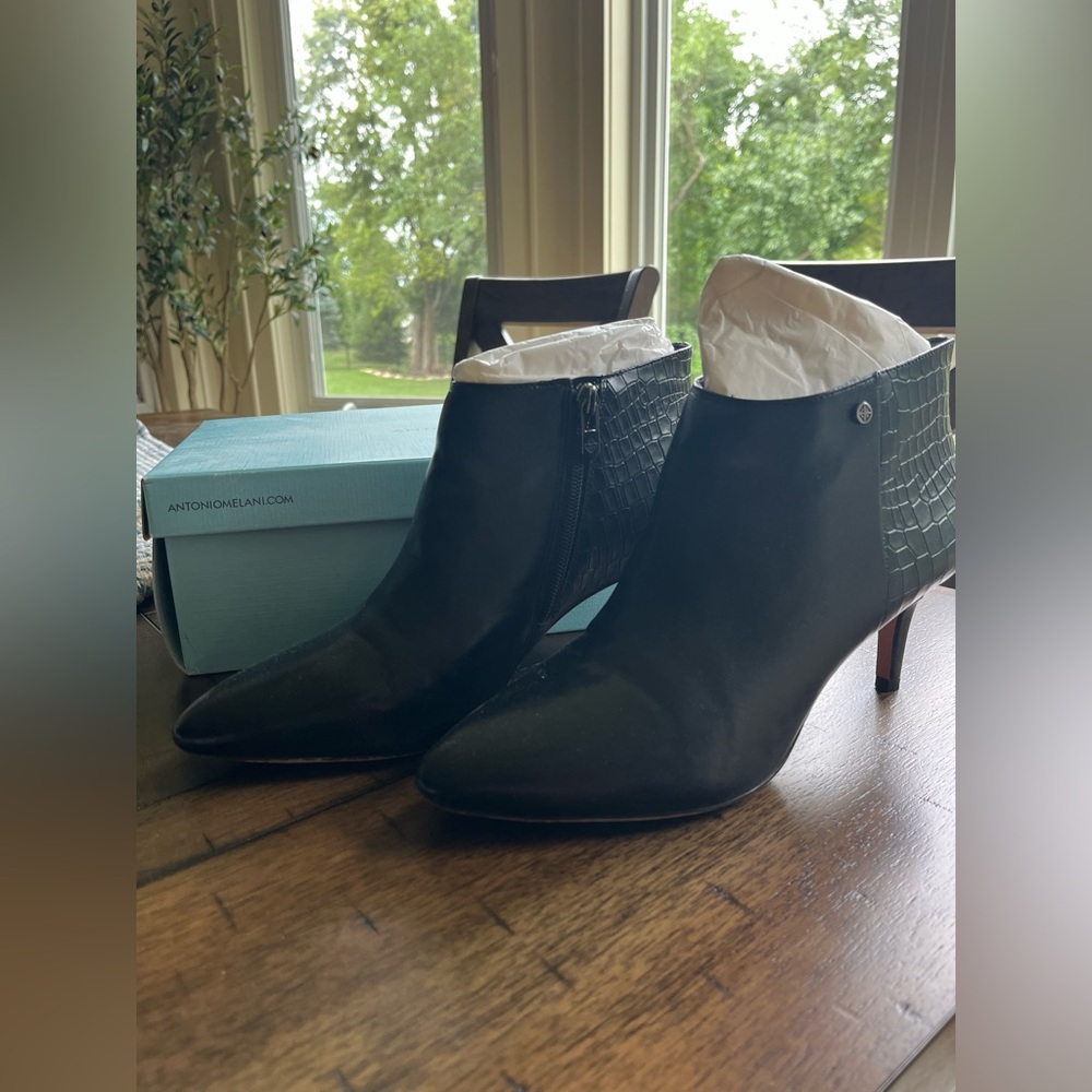 ANTONIO MELANI Black Croc-Embossed Ankle Booties